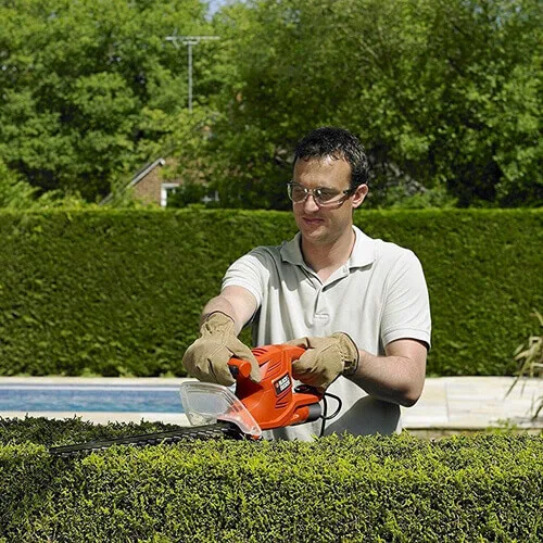 Бензиновый кусторез Black&Decker BEHT201