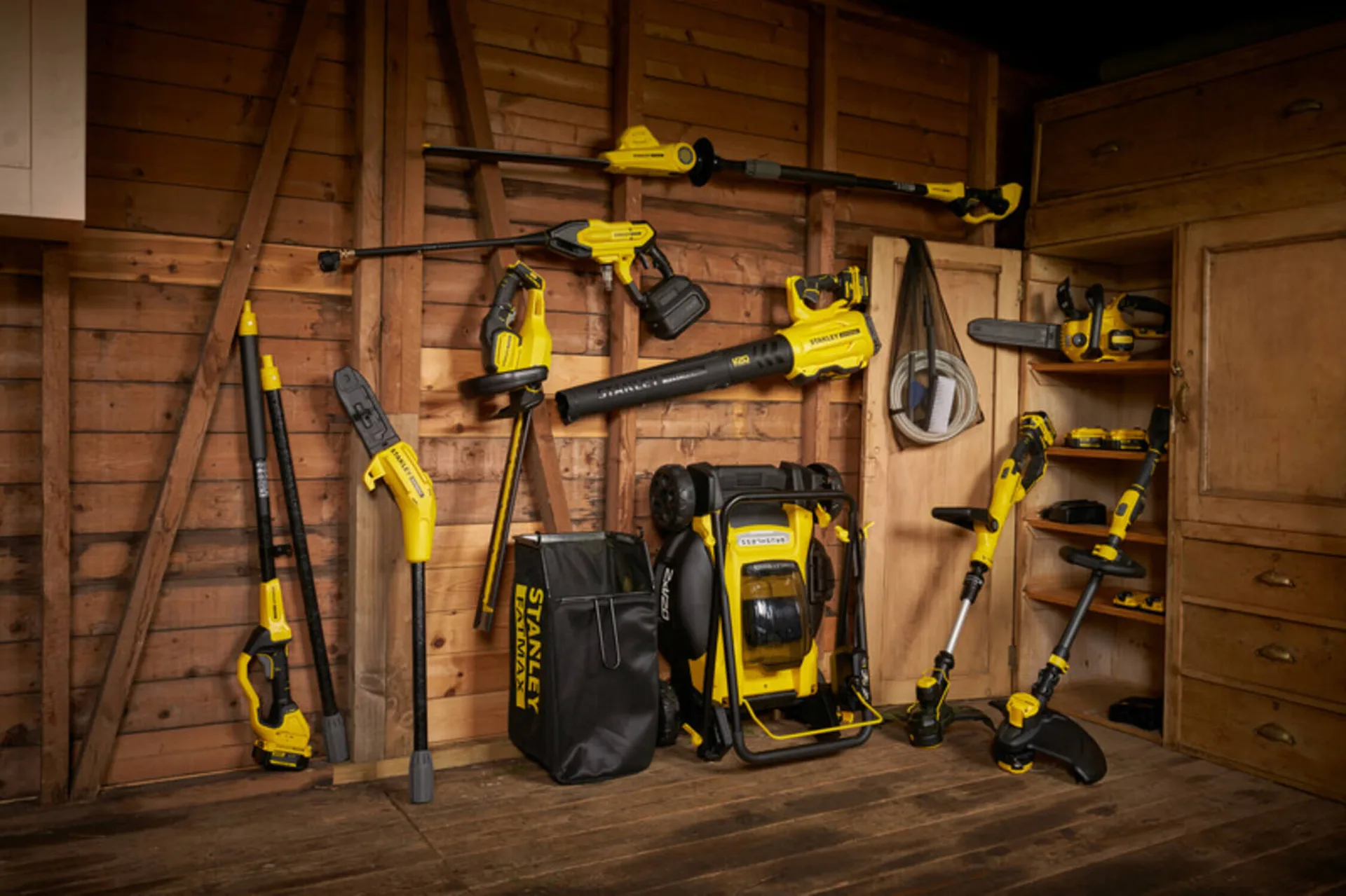 Кущоріз акумуляторний STANLEY FATMAX SFMCHT855M1
