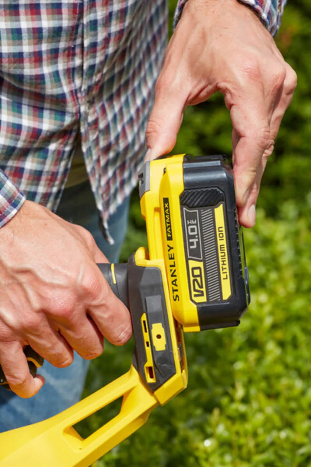 Кущоріз акумуляторний STANLEY FATMAX SFMCHT855M1