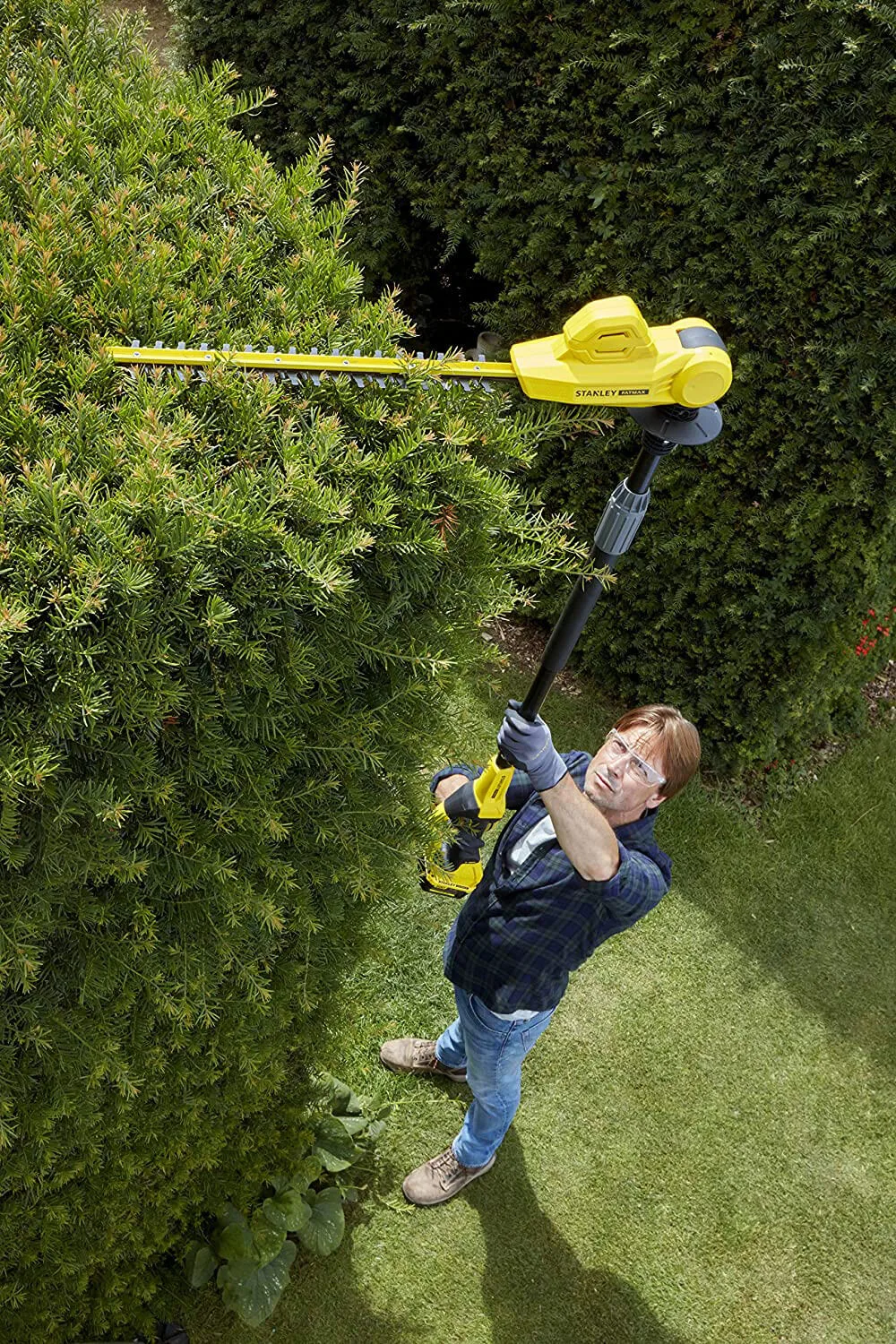 Кущоріз акумуляторний зі штангою STANLEY FATMAX SFMCPH845M1