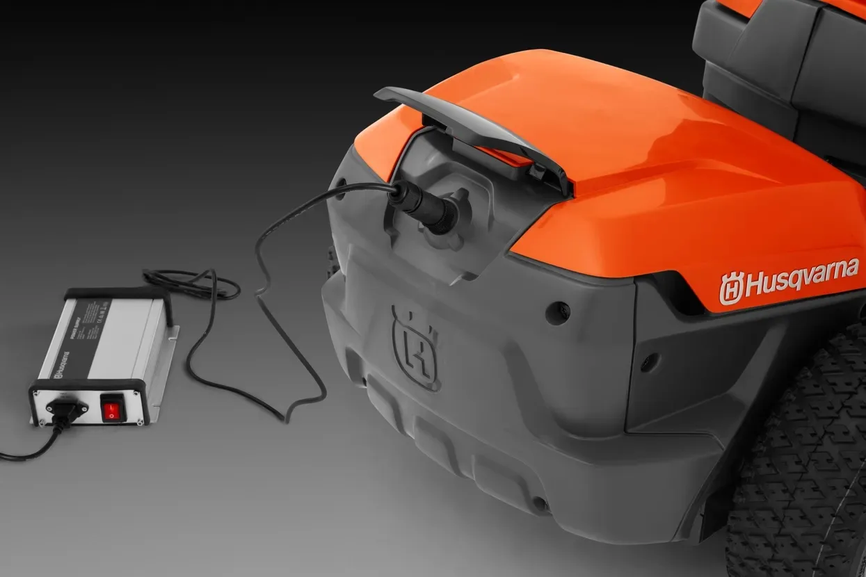 Райдер Husqvarna R 112iC
