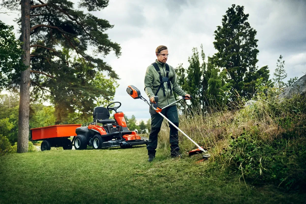 Травокосарка Husqvarna 325iR
