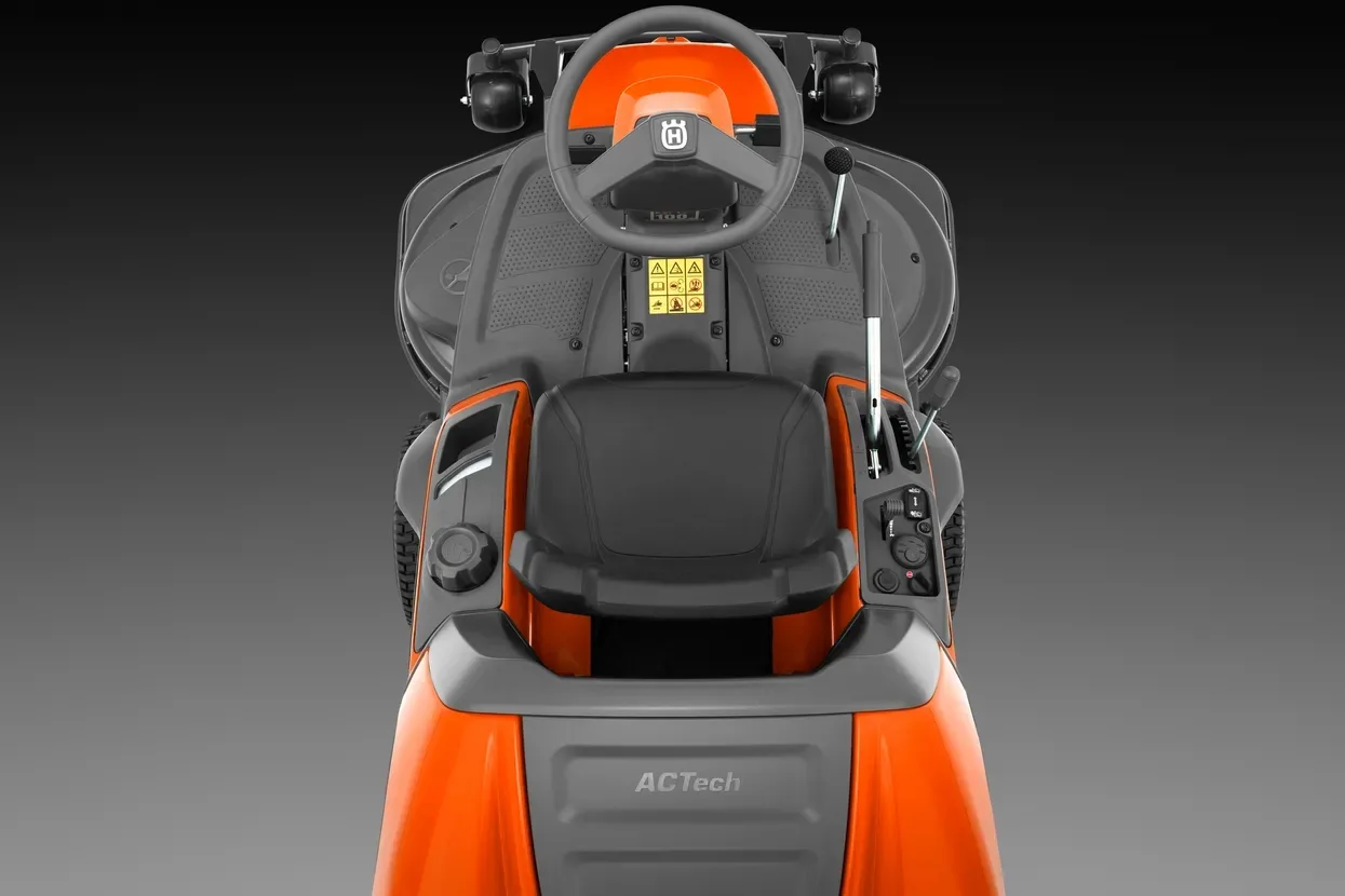 Райдер Husqvarna RC 320Ts AWD