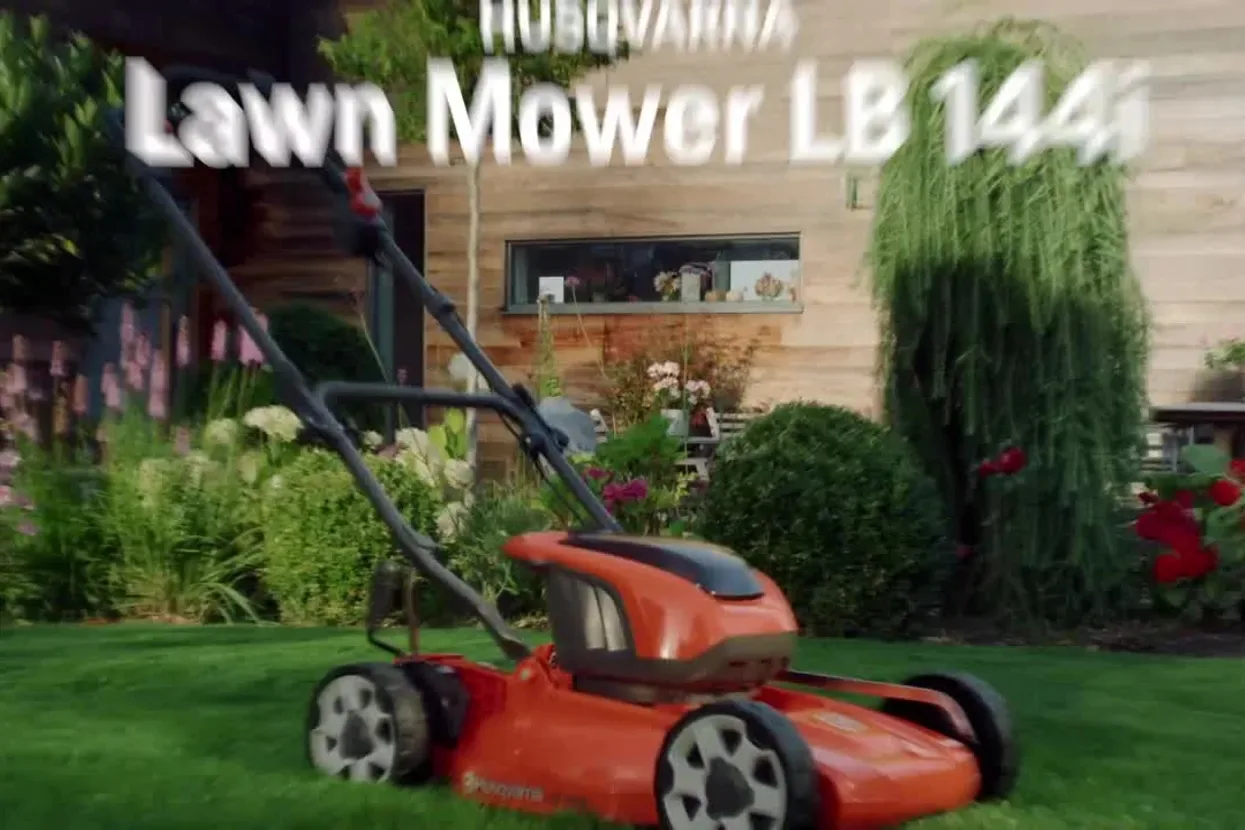 Газонокосарка Husqvarna LB 144i KIT (АКБ+ЗП)