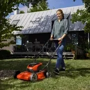 Газонокосарка Husqvarna LB 144i KIT (АКБ+ЗП)