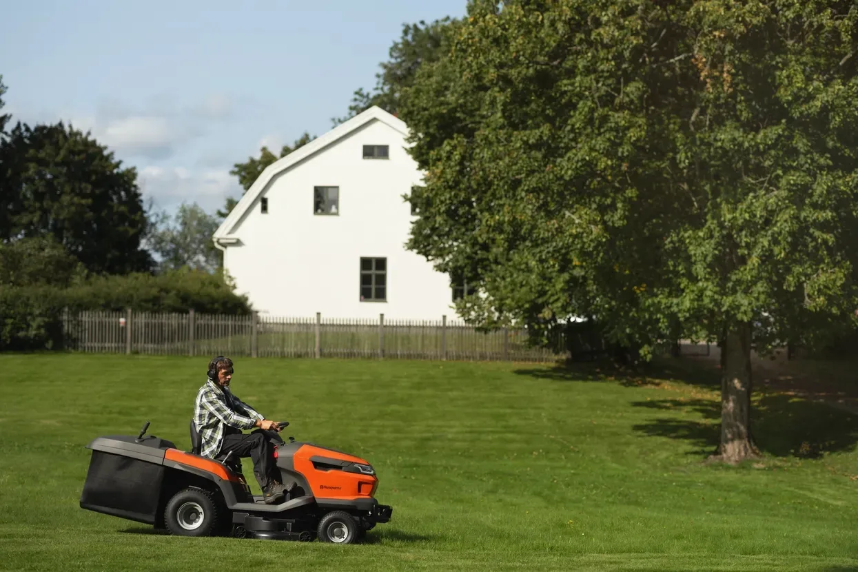 Трактор Husqvarna TС 220T