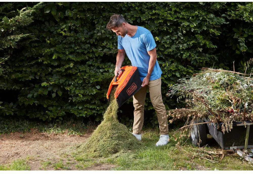 Газонокосарка акумуляторна Black&Decker BCMW33184L2