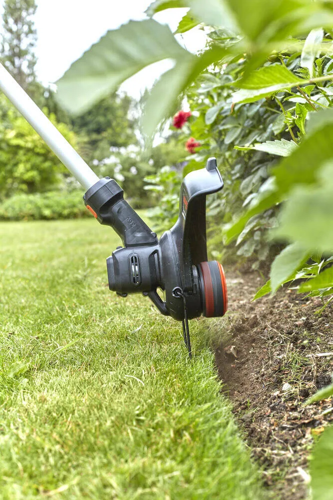 Тример акумуляторний Black&Decker BCSTE 636L1