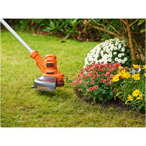 Триммер аккумуляторный Black&Decker BESTA525