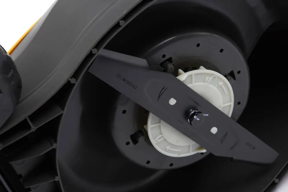 Газонокосарка акумуляторна Stiga Collector132AEKit
