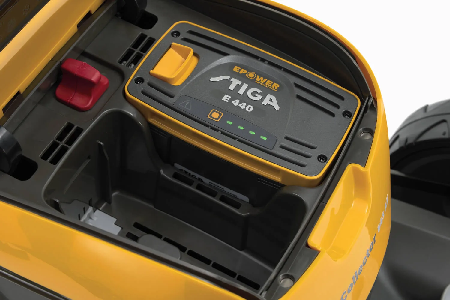 Газонокосилка аккумуляторная Stiga Collector543AEKit