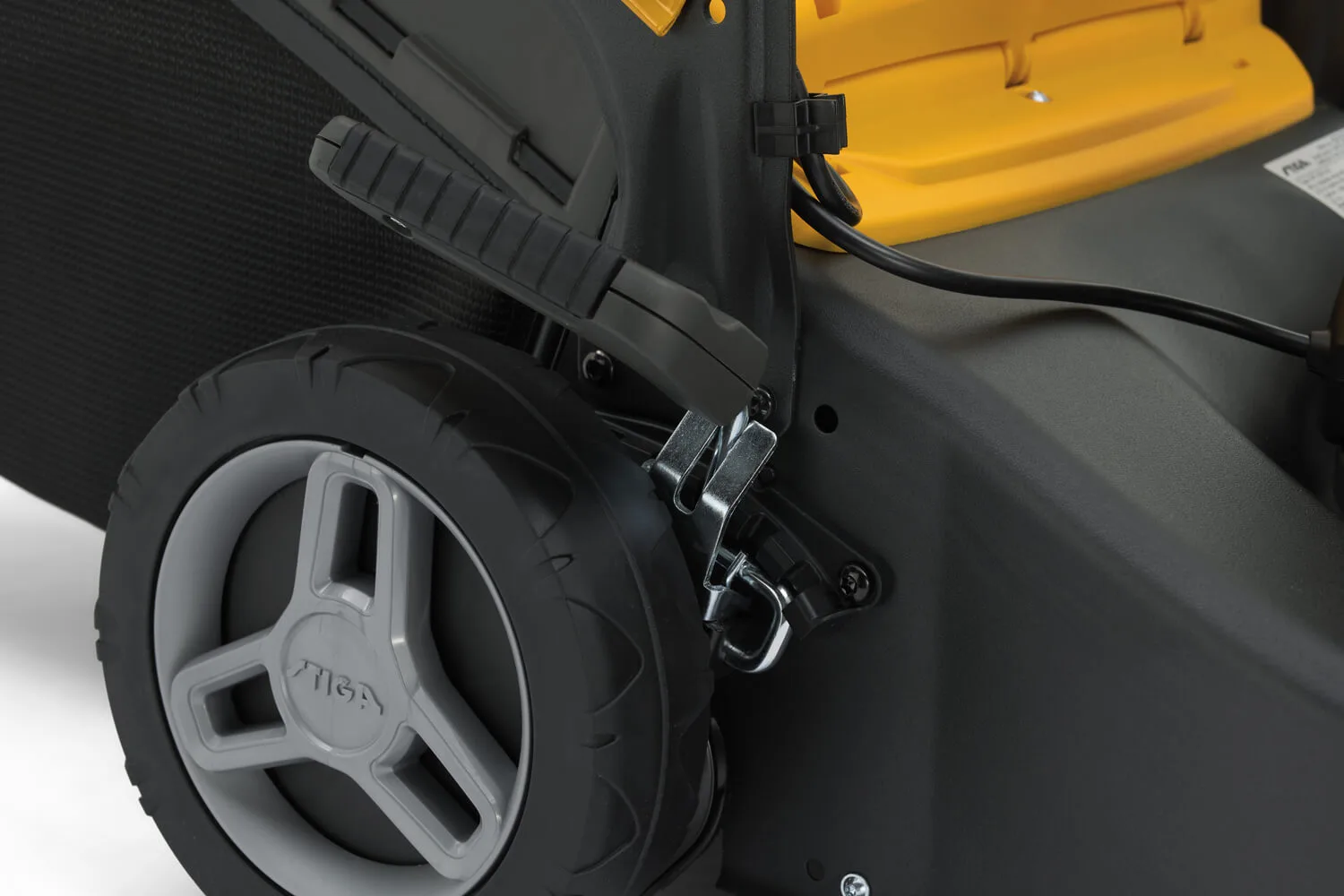 Газонокосилка аккумуляторная Stiga Collector543AEKit