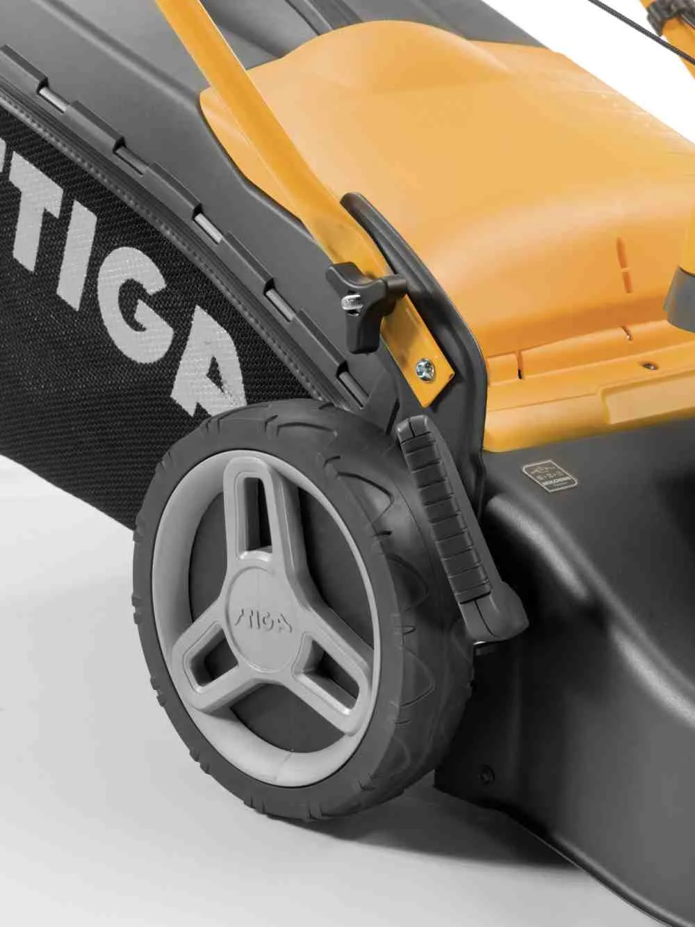 Газонокосилка бензиновая STIGA Combi48SH