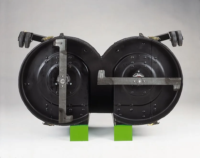 Садовый трактор Etesia Hydro 124DX