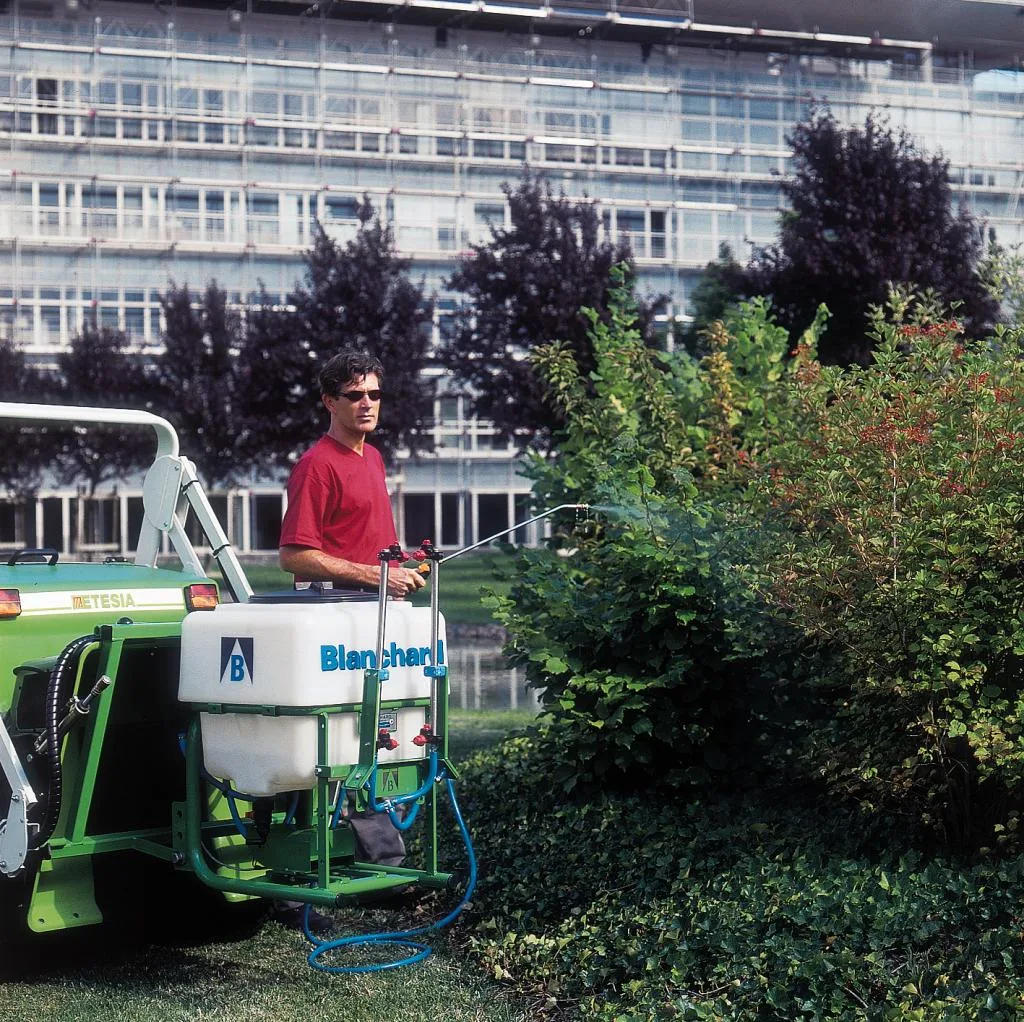 Садовый трактор Etesia Hydro 124DX