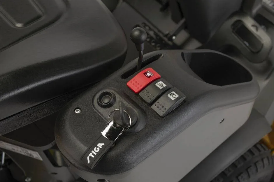 Райдер садовый Stiga ParkPro900WX