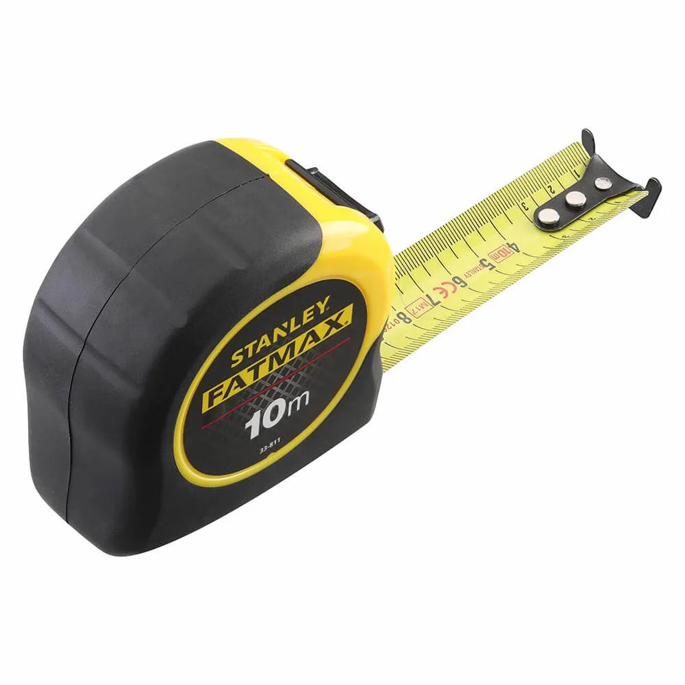 Измерительная рулетка FatMax Blade Armor длиной 10 м, шириной 32 мм, в корпусе из АВС-пластика STANLEY 0-33-811.