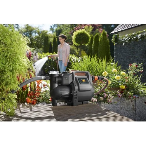Насосна станція напірна Gardena Classic 3500/4E
