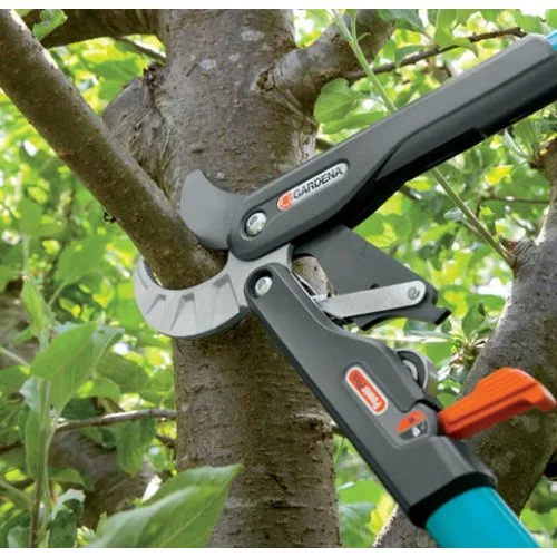 Гілкоріз Gardena SmartCut з храповим механізмом