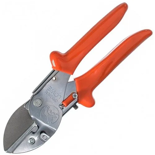 Секатор LOWE 2.104