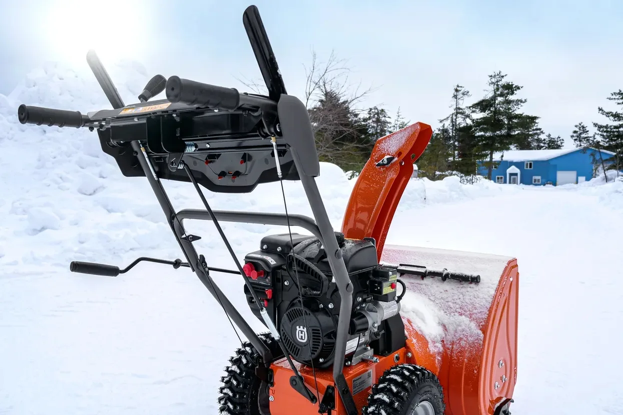 Снігоочисник Husqvarna ST 124
