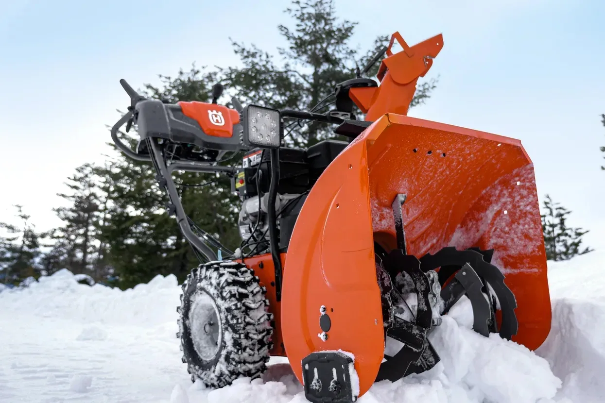 Снігоочисник Husqvarna ST 224