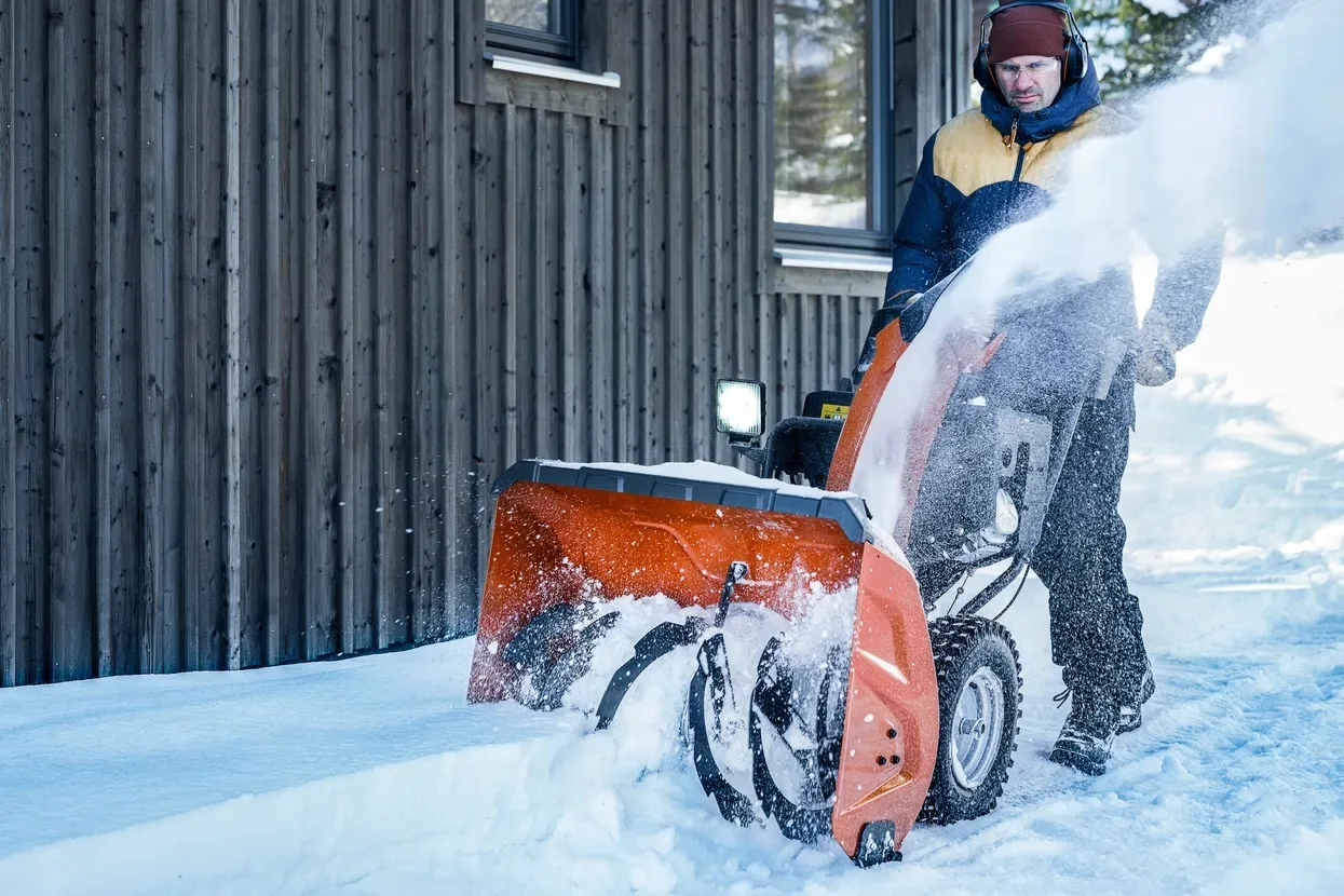 Снегоочиститель Husqvarna ST 376