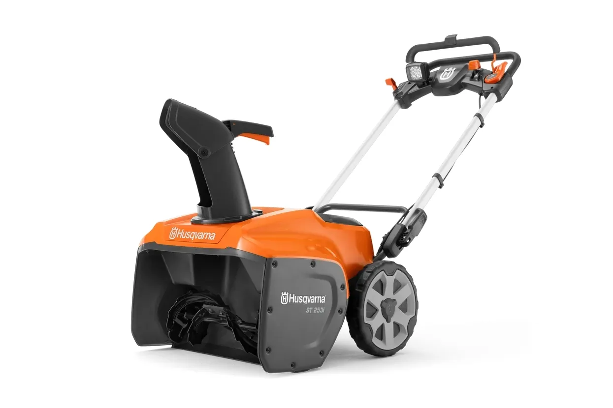 Снігоочисник Husqvarna ST 253i