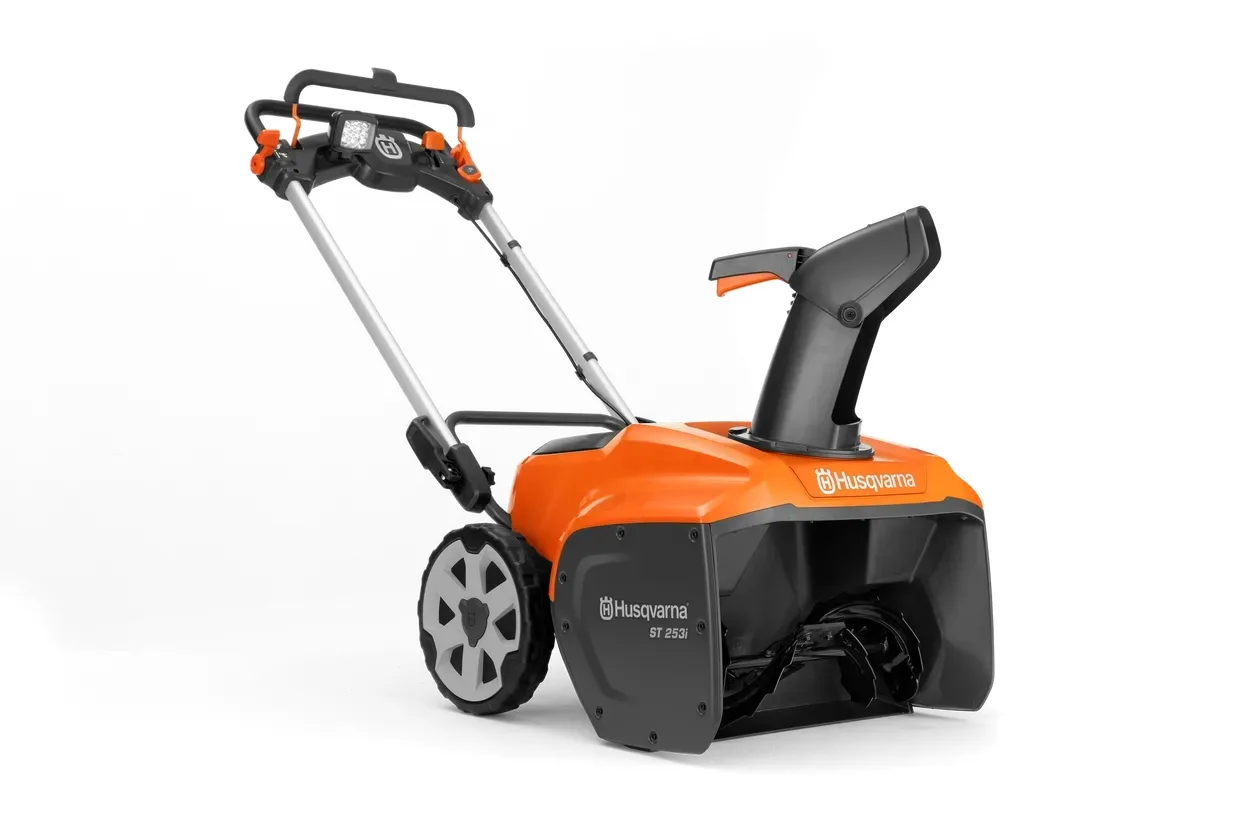 Снігоочисник Husqvarna ST 253i
