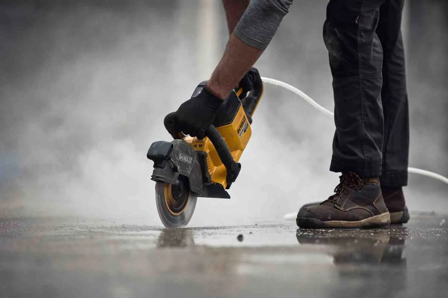 Резервуар для подачи воды DeWALT DCE6820N
