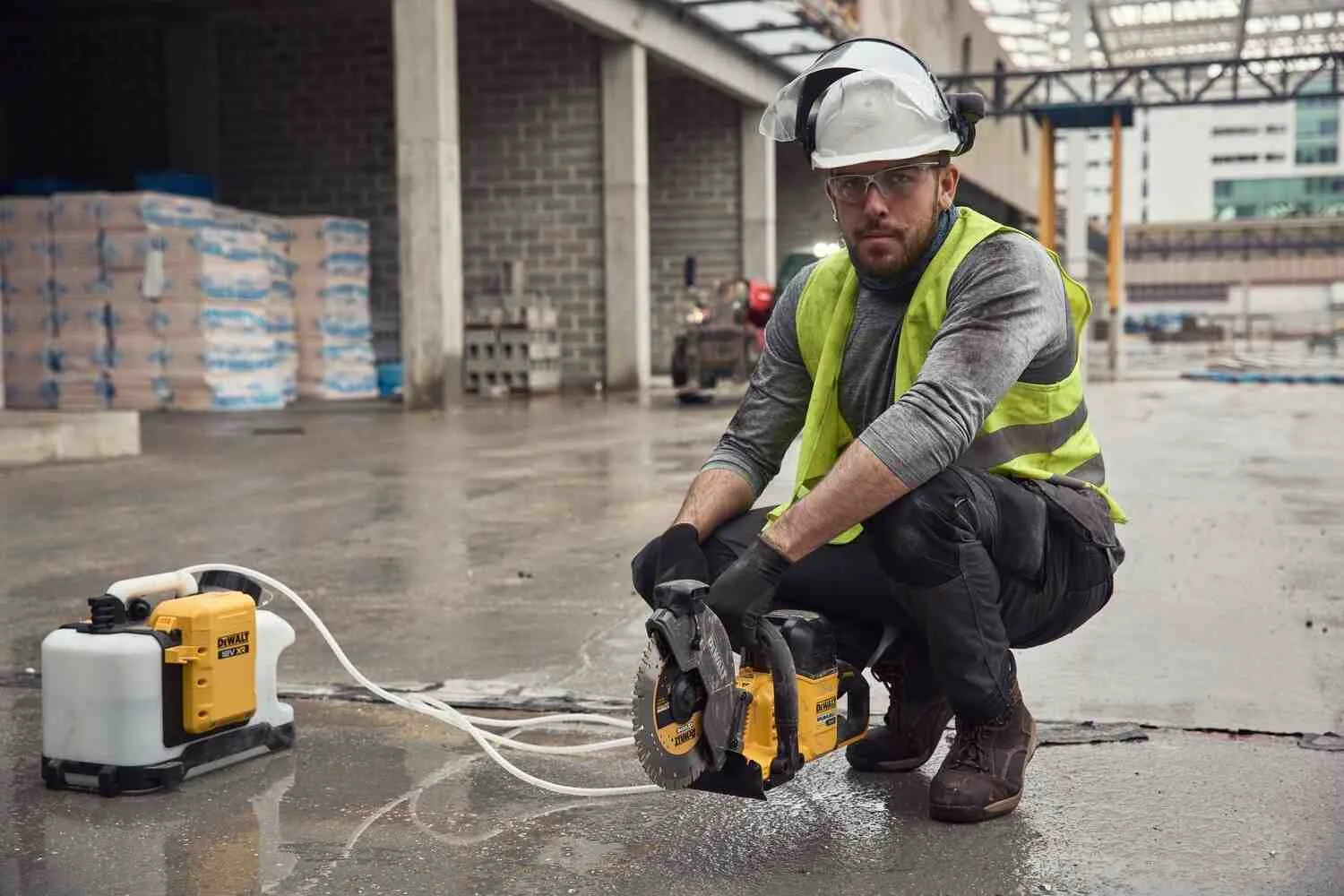 Резервуар для подачи воды DeWALT DCE6820N