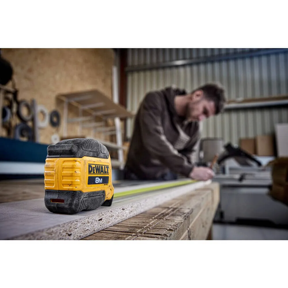 Измерительная рулетка COMPACT, 8 м х 28 мм DeWALT DWHT38128-0