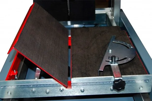 Верстат для різання кераміки, каменю та будматеріалів ProfiTech Diamant SC 350-V