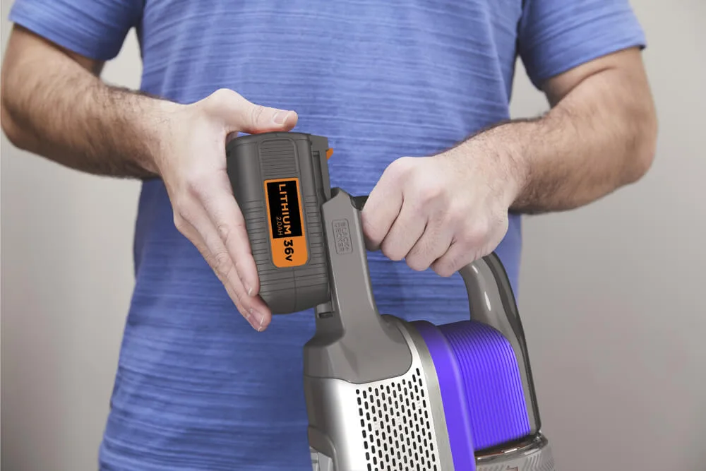 Пилосос акумуляторний (електровіник) BLACK+DECKER BHFEV362DP