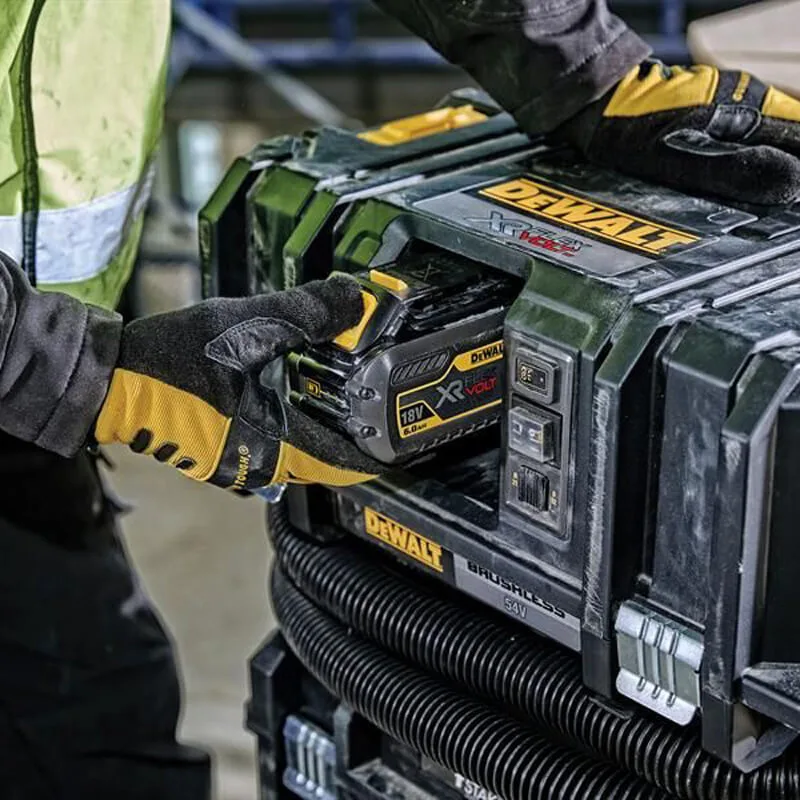 Аккумуляторный безщеточный пылесос DeWALT DCV586MT2