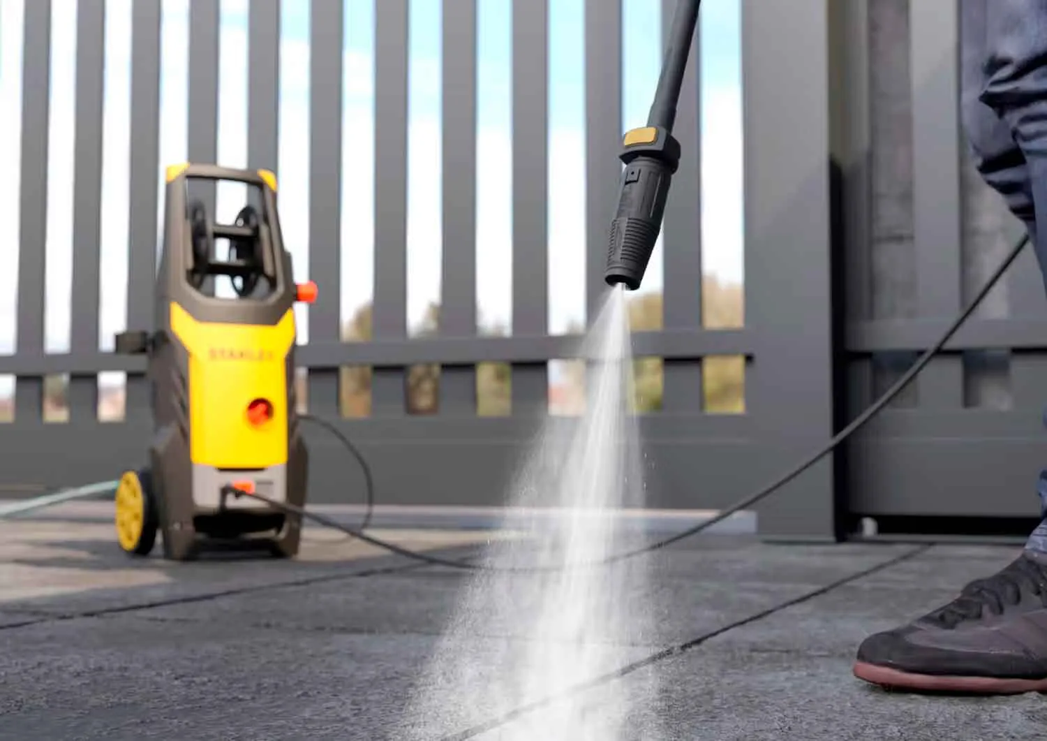 Электрическая мойка высокого давления STANLEY SXPW16E