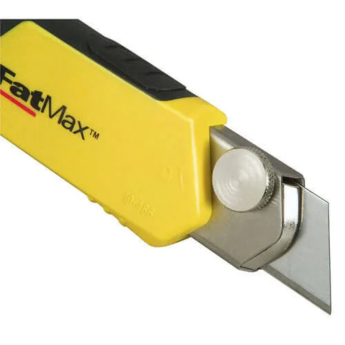 Нож FatMax Cartridge длиной 215 мм с лезвием шириной 25 мм с отламывающимися сегментами STANLEY 0-10-486.