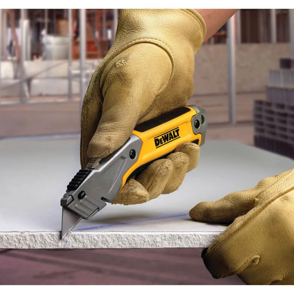 Нож DeWALT DWHT10046-0