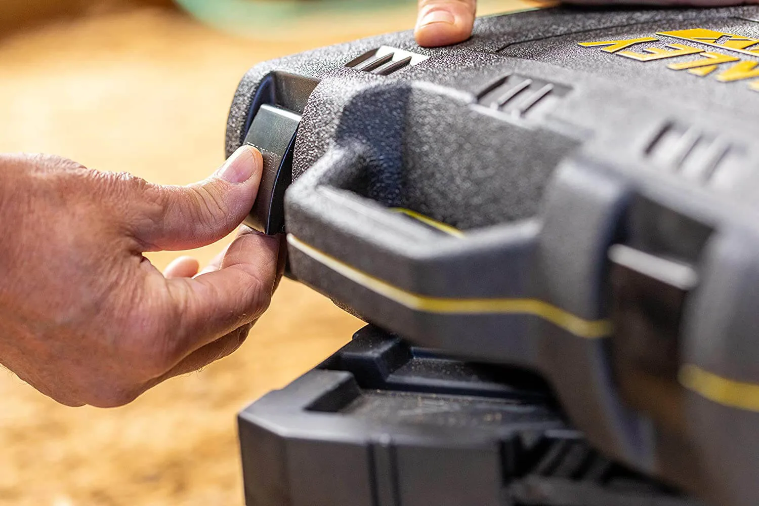 Универсальный набор инструментов FatMax, 50 предметов STANLEY FMMT82827-1