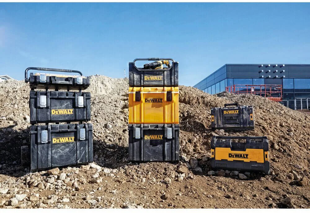 Ящик TOUGHSYSTEM открыт DeWALT DWST1-75654