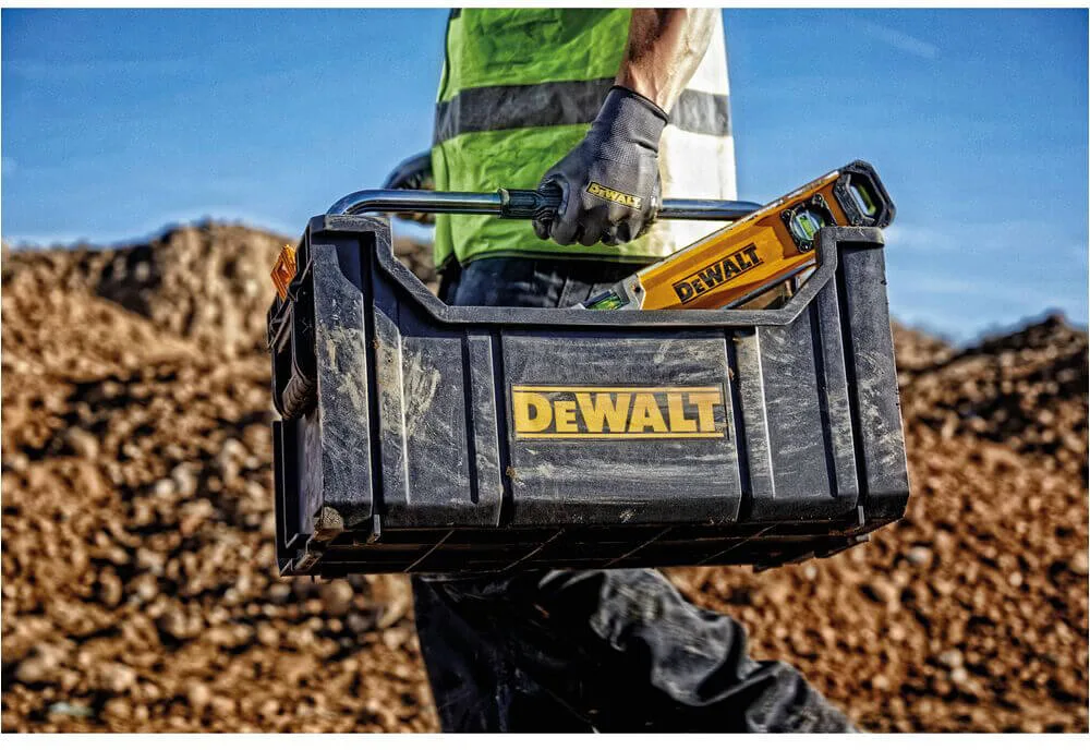 Ящик TOUGHSYSTEM открыт DeWALT DWST1-75654