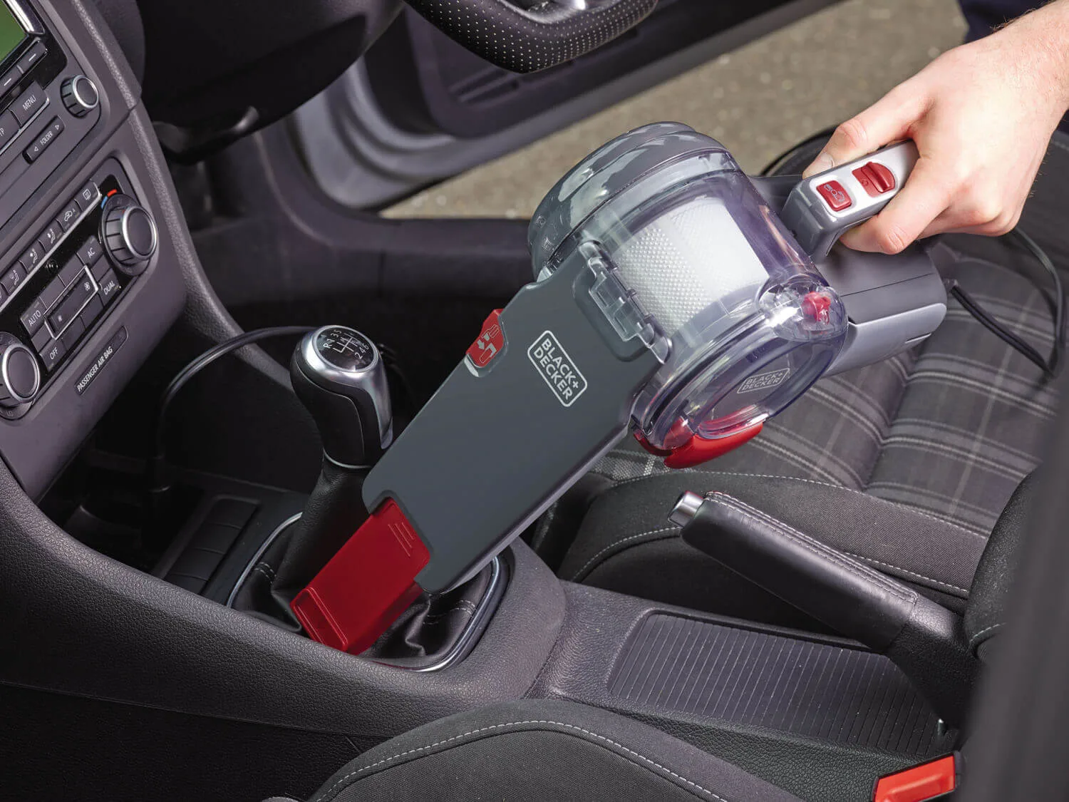 Автомобільний пилосос Black&Decker PV1200AV