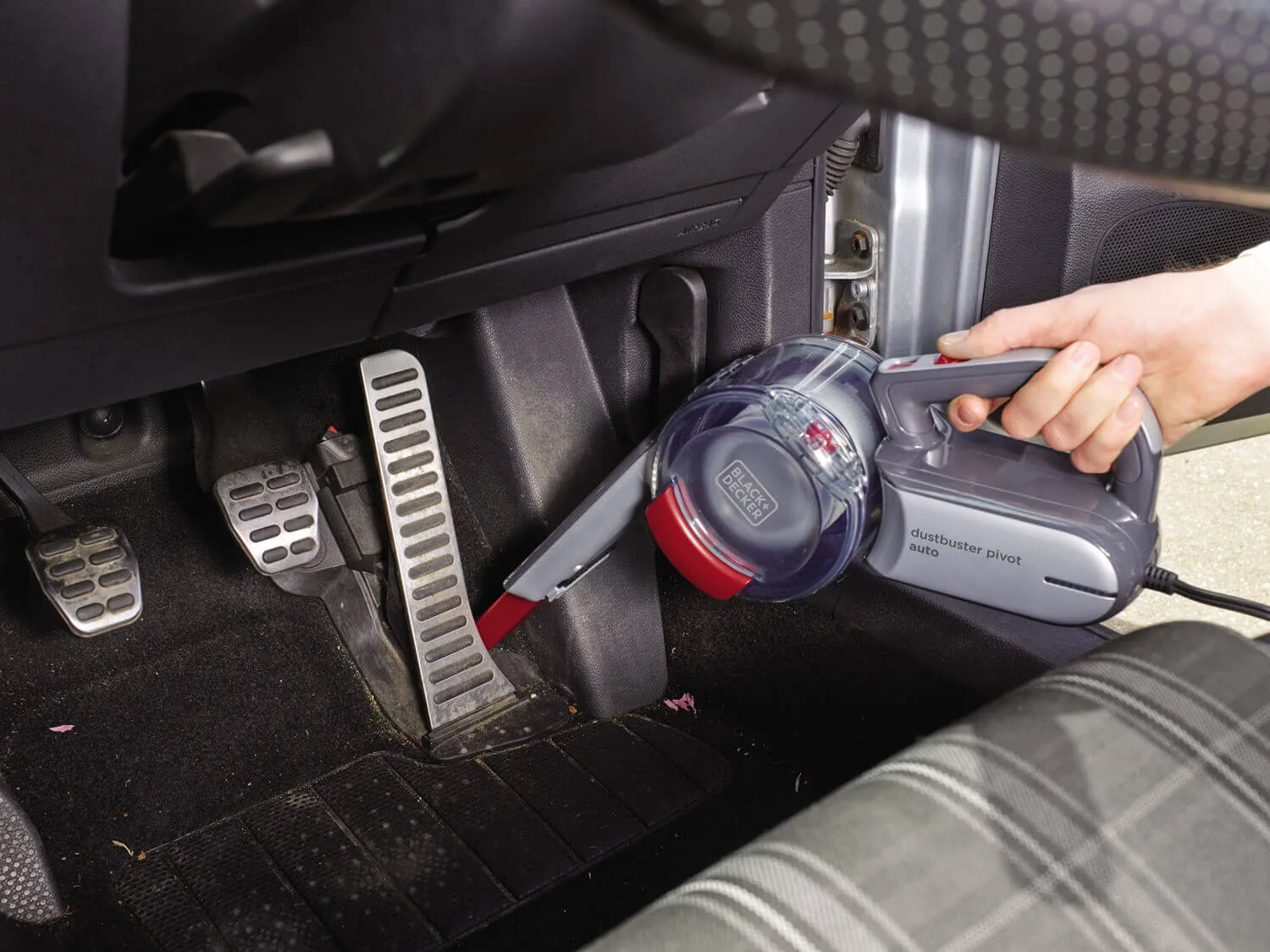 Автомобільний пилосос Black&Decker PV1200AV
