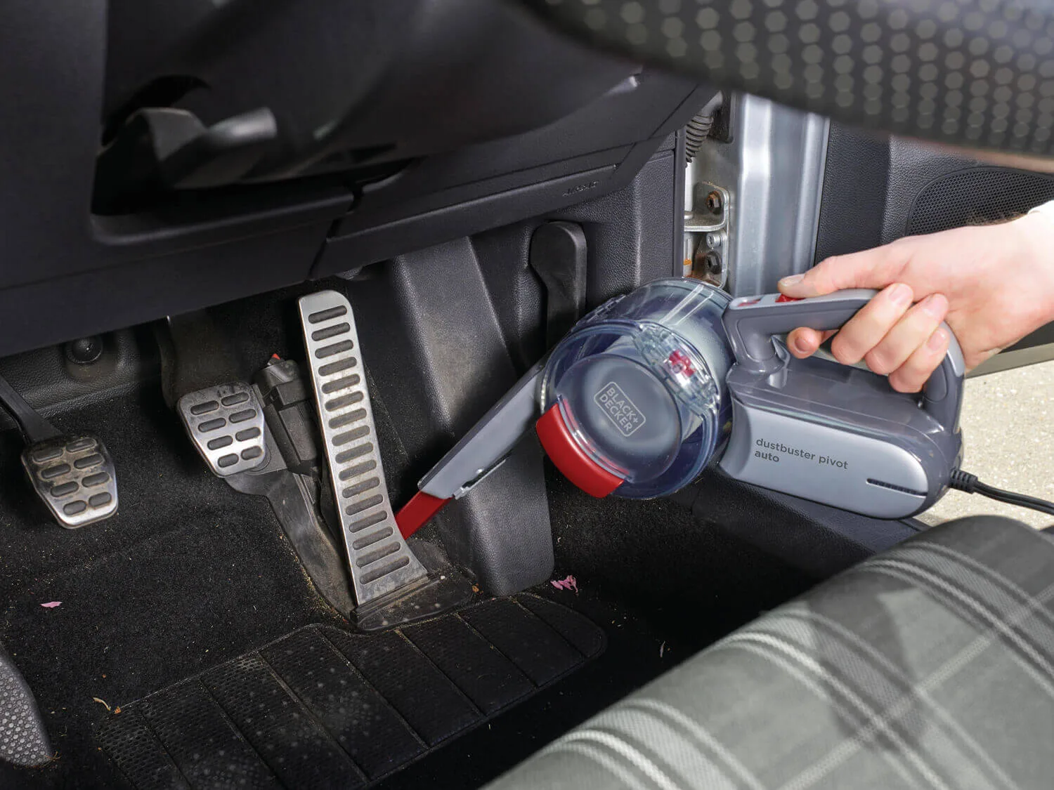 Автомобільний пилосос Black&Decker PV1200AV