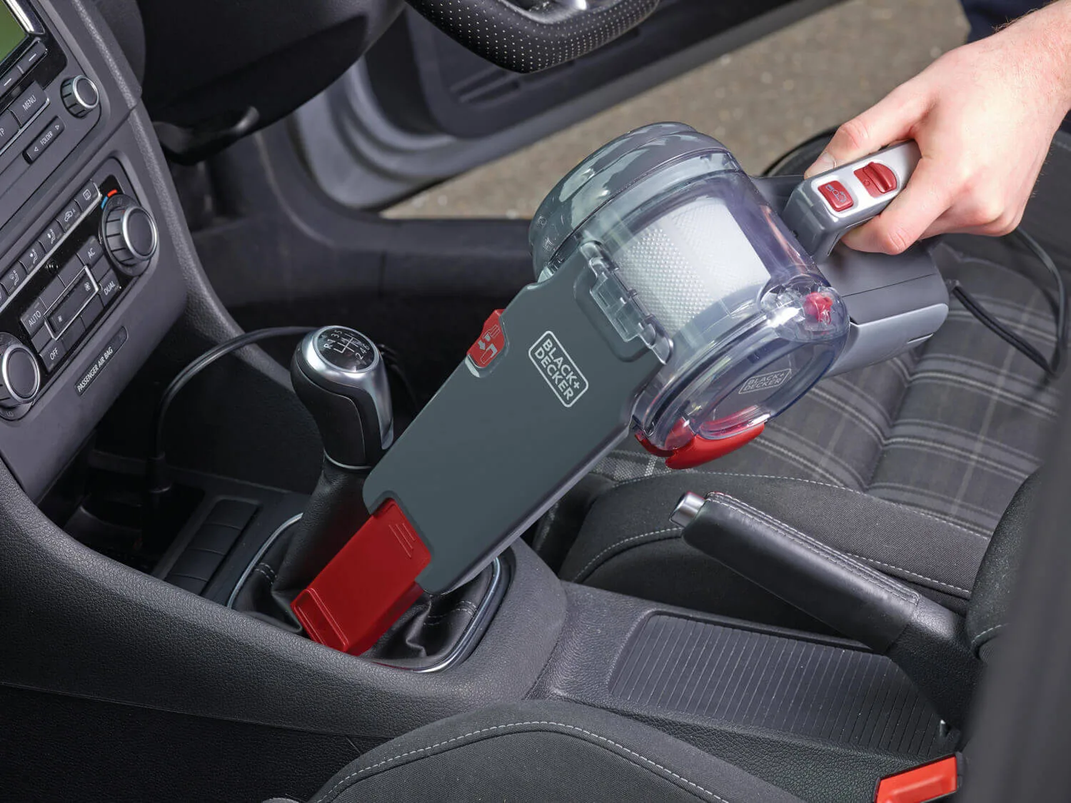 Автомобільний пилосос Black&Decker PV1200AV