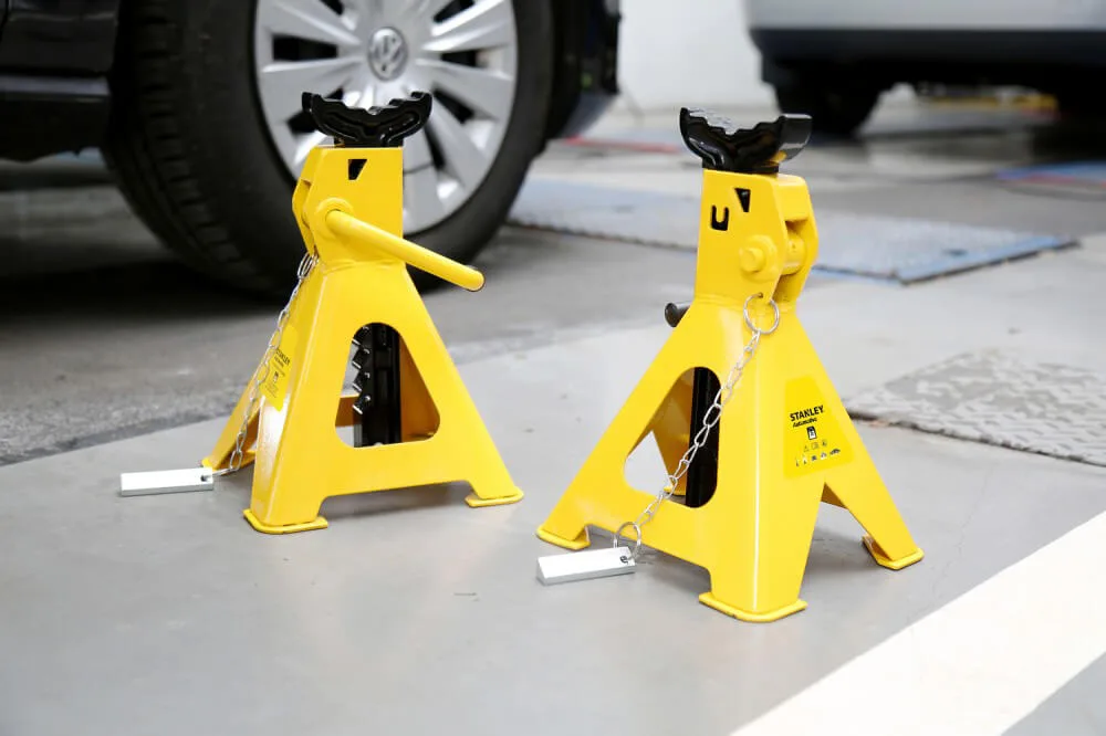 Подставка под автомобиль, 2 штуки STANLEY STMT81255-1