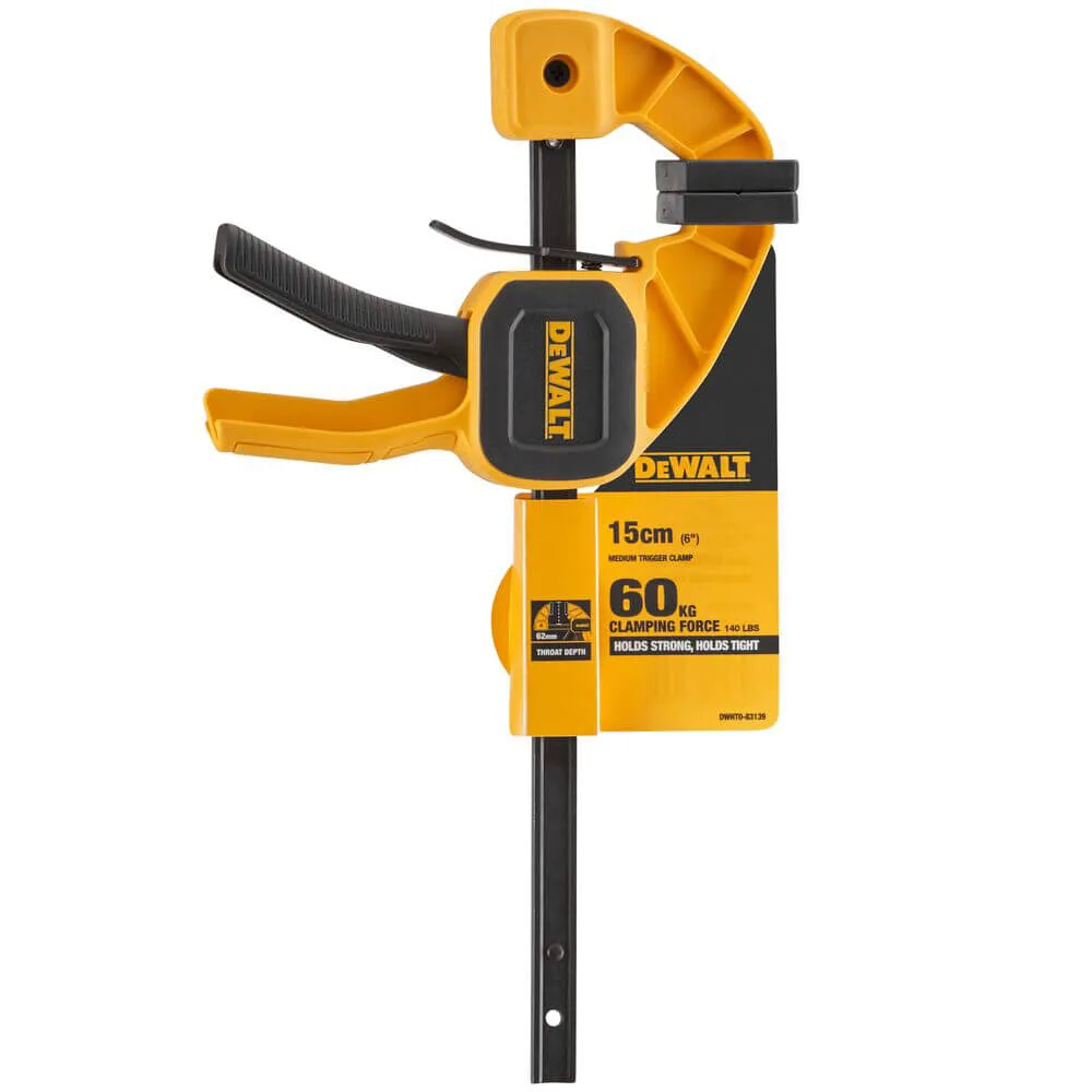 Струбцина DeWALT DWHT0-83139 с максимальным усилием сжатия 63 кг.