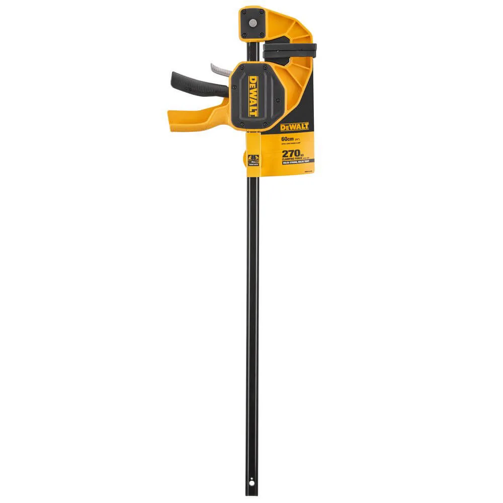 Струбцина XL DeWALT DWHT0-83186 с максимальным усилием сжатия 270 кг.
