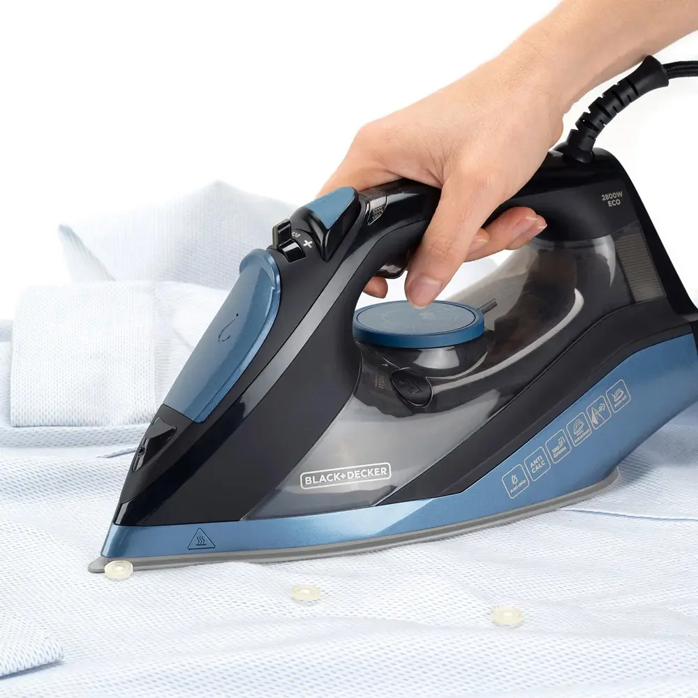 Праска BLACK+DECKER BXIR2801E
