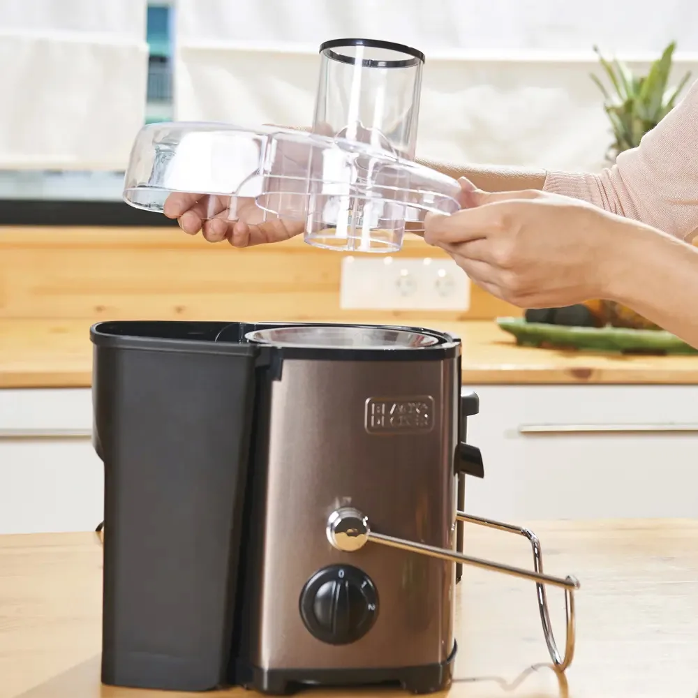 Соковыжималка BLACK+DECKER BXJE600E